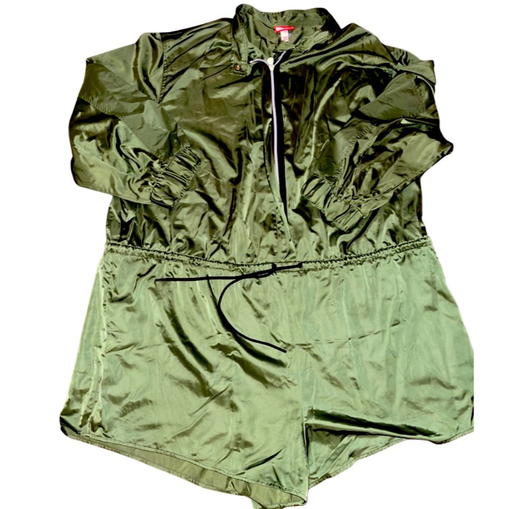 Hunter And Target COLLAB : Women’s 3XL Olive Green Romper : Big & Tall